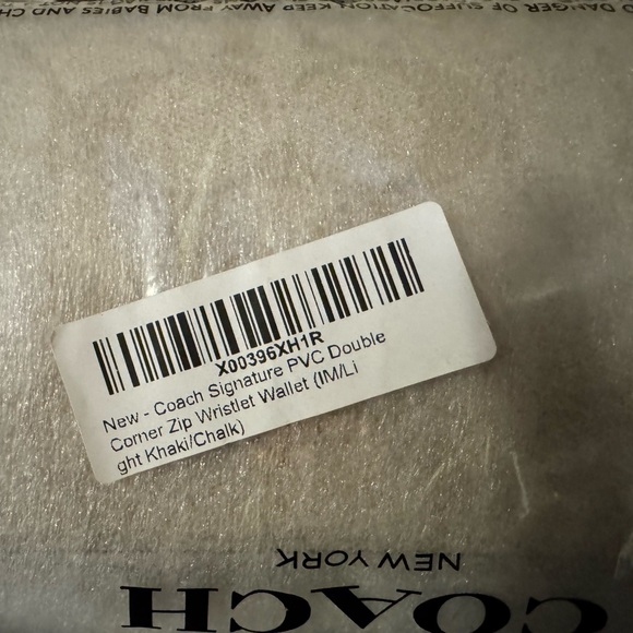 Coach Signature Beige Wristlet - Picture 7 of 7